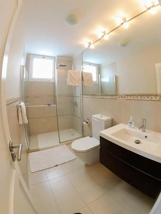 Facing The Ocean - Full Appt With 2 Double Bedroom Tabaiba Apartment